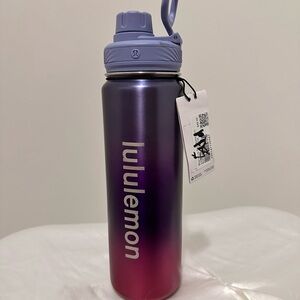 Lululemon Back to Life 24oz Waterbottle